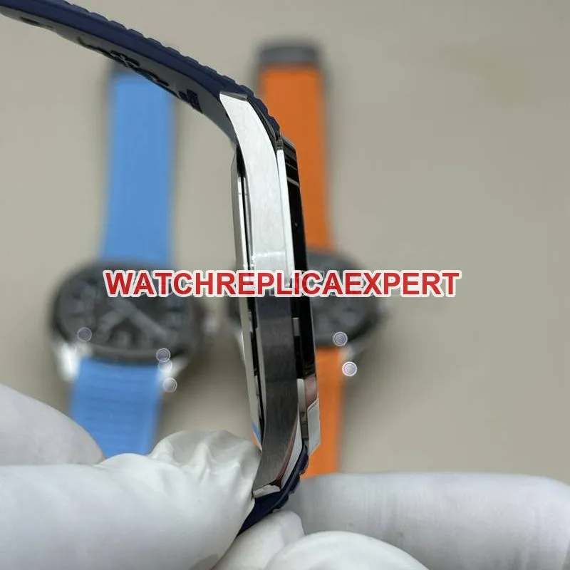 Patek Philippe collectible watch BBF factory grenade blue dial blue rubber model 5168Gfront live photo