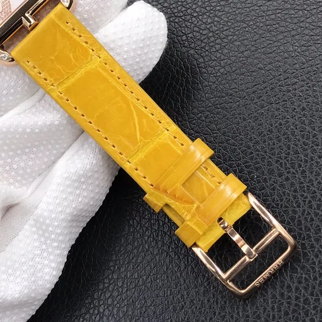 YF factory top-tier watch Hermès black dial black belt quartz crocodile leather strap watch clasp picture front view