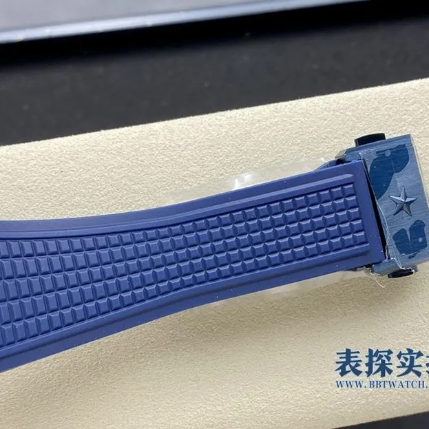 Zenith top-tier watch, LF DEFYreplica watch, bracelet picture