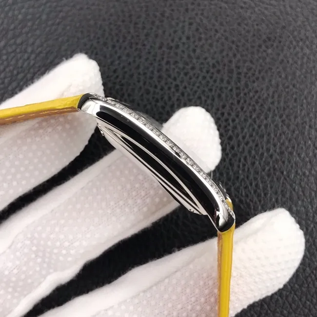 YFtop-tier watch Hermès white dial yellow belt quartzleather strap women's watch front view
