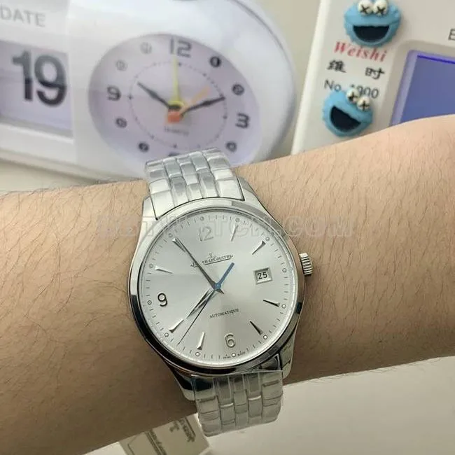 top-tier watch Jaeger-LeCoultreV9 Factory master silver dial899 mechanical front live photo