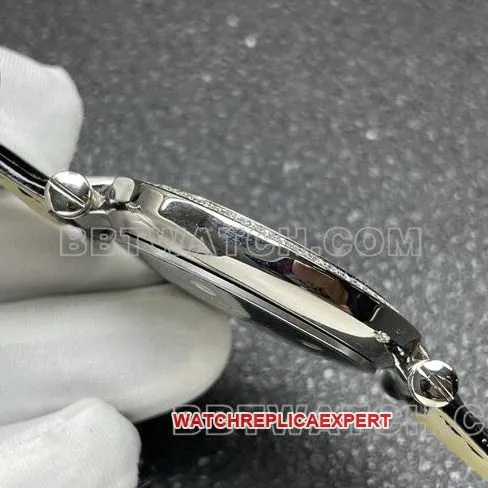 Frank Muller watch quartzABF factory diamond bezel black leather braceletside live photo