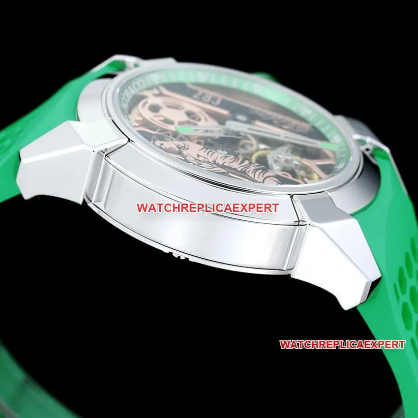 TW factory Czech Leopard top-tier 1:1super cloneC Ronaldo CR7 co-branded customized green rubber model front live photo