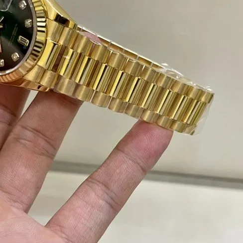 top-tier watch Rolex men's green dial gold belt Datejust South African real diamond mechanical watch front view