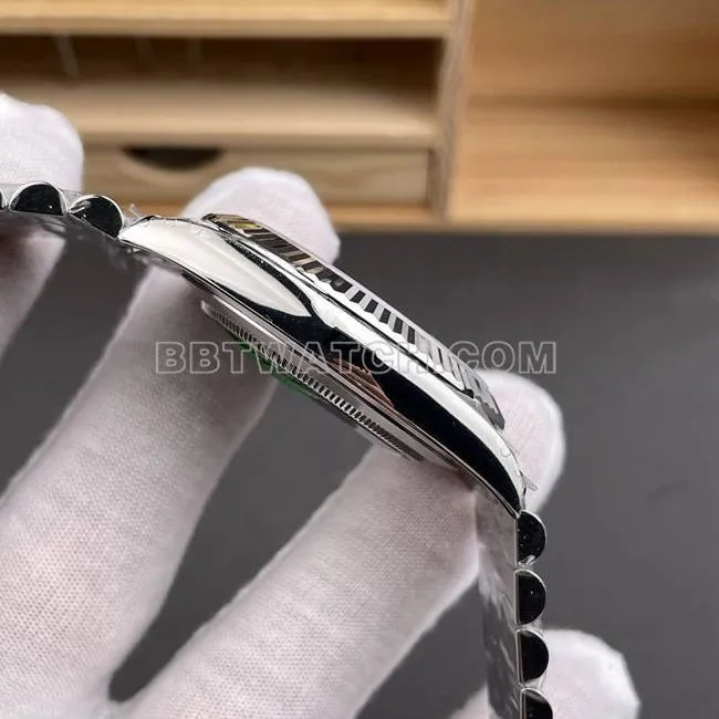 Watch VS Factory Log Rolexwhite dial3235 mechanical 41mmfront live photo