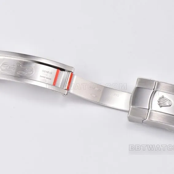 C factory Rolex log 1:1super clonesilver dial41mm three row link m126334-0003front live photo