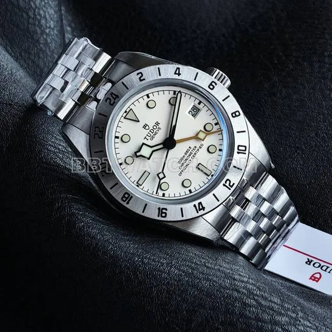 top-tier watch 3CF factory Biwan Tudorwhite dial steel braceletfront live photo
