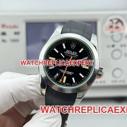 collectible watch magnetic type VS FactoryRolexblack dial green glass side live photo