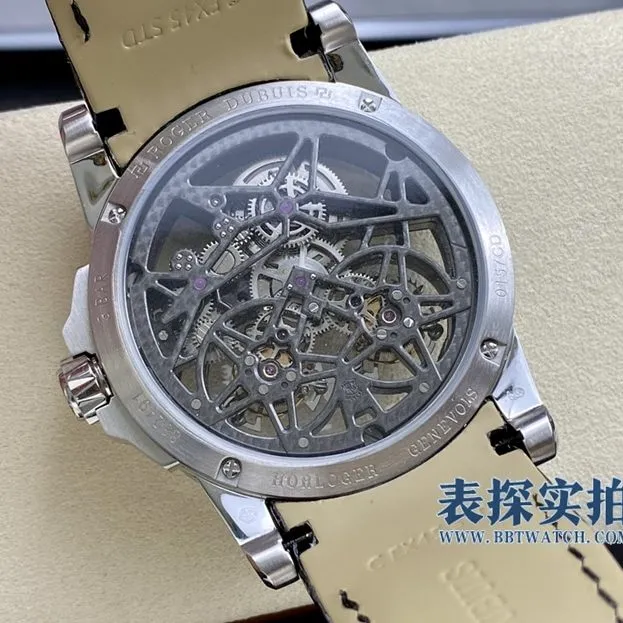 Roger Dubuis 1:1replica,ys king watch,front view