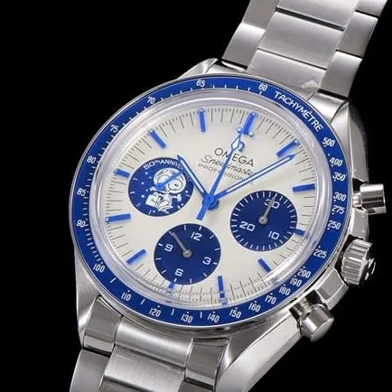 top-tier watch Omega men's white dial Snoopy series steel bracelet watch back cover picture