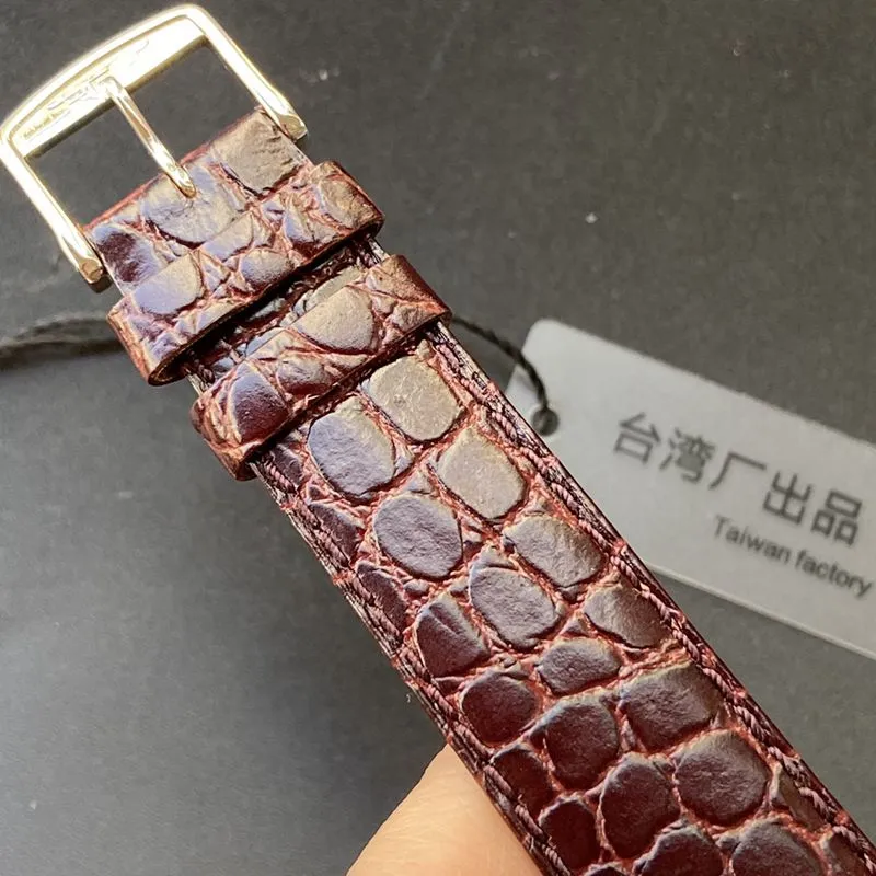 Longinestop-tier watch ultra-thin Jialan series boutique couple watch quartzwhite dialleather strap watch front view