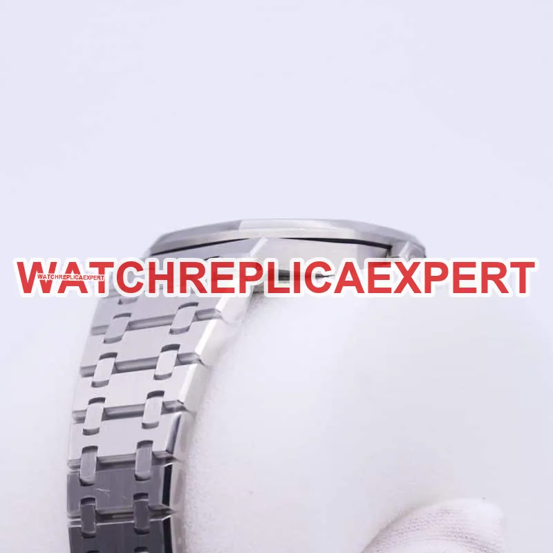 Audemars Piguet Royal Oak 15500 Review – The New Generation 15400 Tough Guy Manly Watch Buckle Pictures