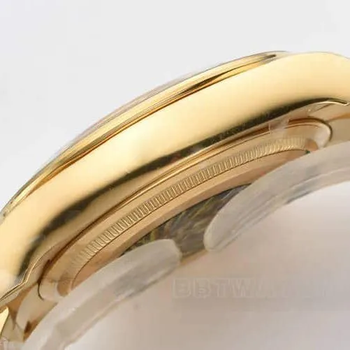 CleanRolexDaytonasuper gold plate 4131steel bracelet model 126508front live photo