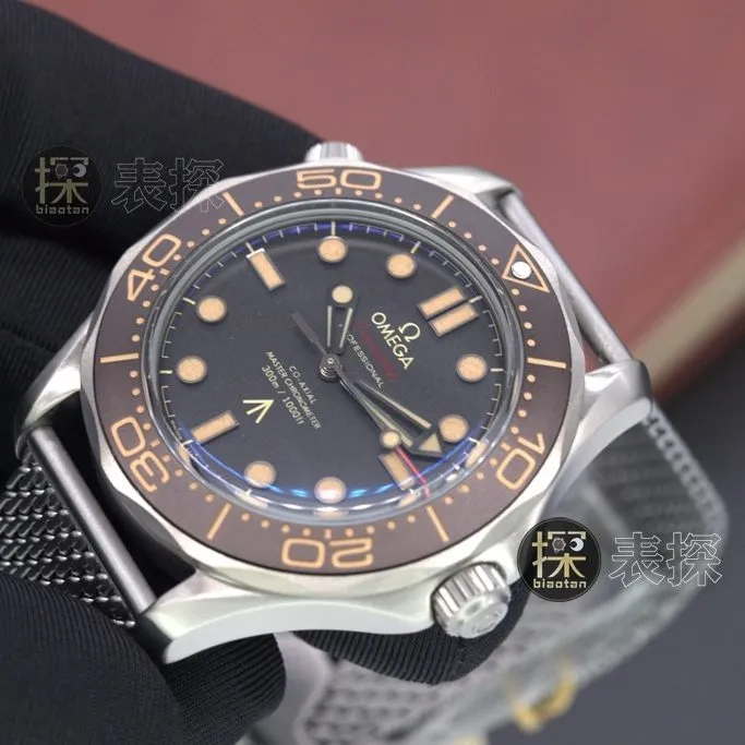 vs factory No Time to Die Omega1:1replica watch rice dumpling ring black diallumechronographsteel bracelet front view