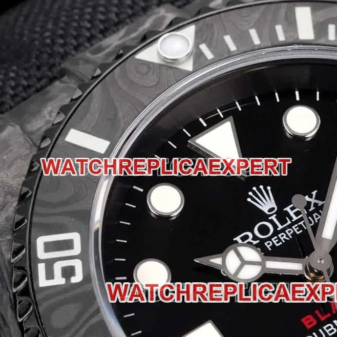 PPM factory RolexSubmarinersuper cloneblack dial carbon fiber 3135 black leather strap front live photo