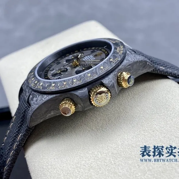 How much does a big factory high-quality replicaRolex carbon fiber Daytona gray plate men's mechanical watch cost?