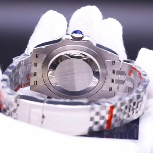 V9 FactoryRolexGMT-Master watch review Black and blue circle commemorative bracelet front view