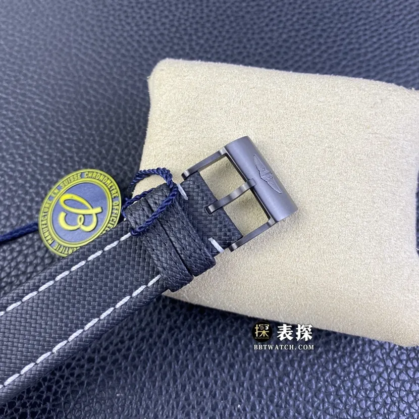 GF FactoryBreitling Avengers 1:1super watch men's black dialleather strap model pictures and prices front live photo