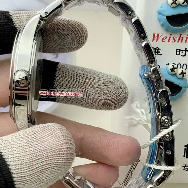 collectible watch Jaeger-LeCoultreV9 Factory master silver dial899 mechanical steel bracelet front live photo