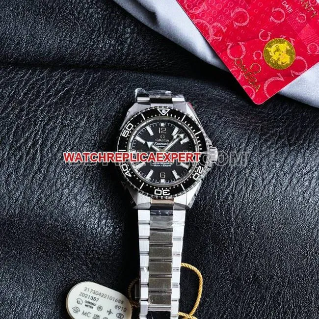 VS Factory optimal watch Seamaster 600m black dial black bezel steel braceletfront live photo