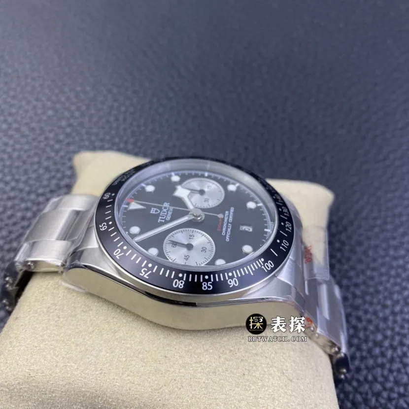 Tudor ceiling watch,zf Biwan watch, front view