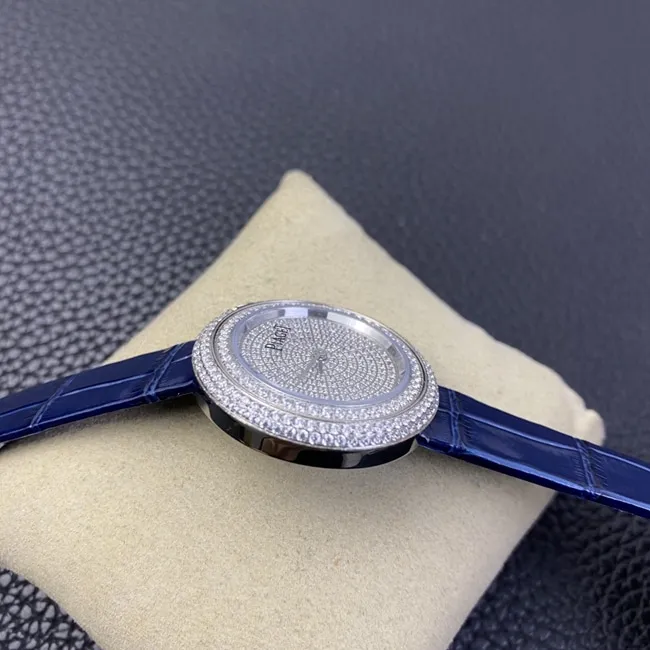 Piaget top-tier watch white dial blue belt POSSESSION series ladies quartz watch front view
