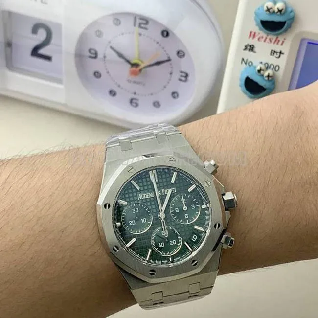 1:1replica watch Royal OakBLS factory Audemars Piguetgreen dial mechanical 26420front live photo