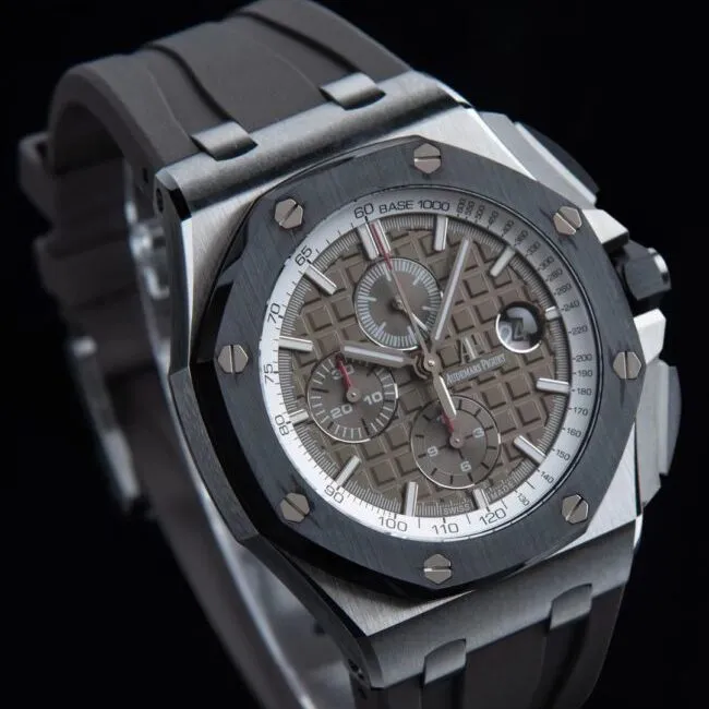 top-tiersuper cloneAPFAudemars PiguetRoyal Oak offshore 26400 watch gray plate concentrated on research and development of leather strap picture