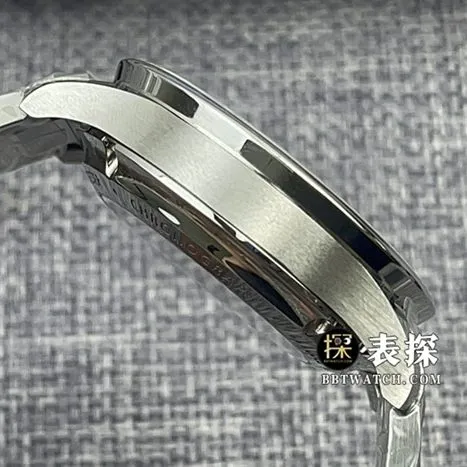 V6S factory IWC watch Portugal top-tier watch men's silver and white panda plate steel bracelet model pictures and prices braceletlive photos