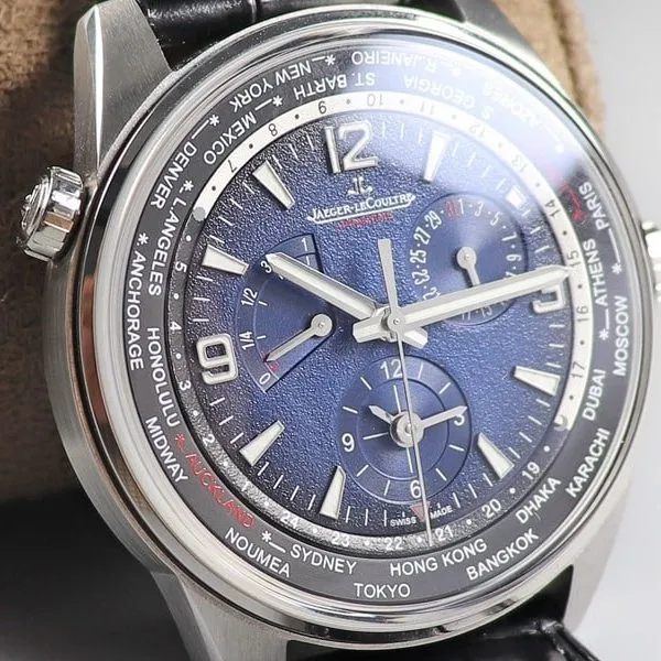Jaeger-LeCoultre Polaris Watch Review - Multifunctional Mechanical Watch with Power Reserve Display - Detail Photos