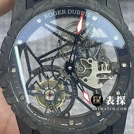 Roger Dubuis watch, BBR King watch, side view