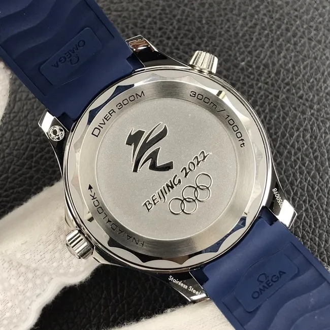 OR factory top-tier watch Omega men's blue dial blue belt Seamaster series watch front view