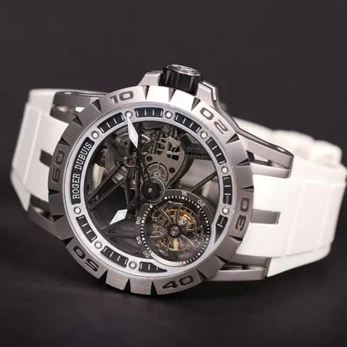 JB Factory Top Watch Roger Dubuis Excalibur Series Automatic Mechanical Tourbillon Black Dial White Rubber Strap Watch Front View