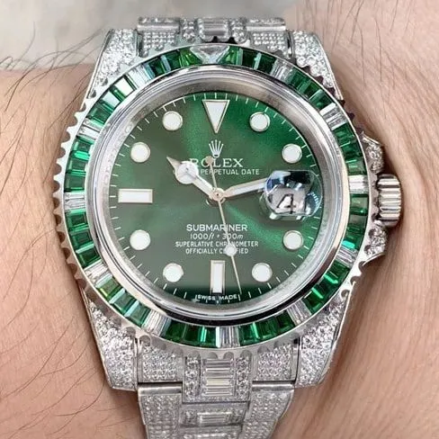 top-tier watch Rolex Submariner type men's green dialsteel bracelet fully automatic movement watch front view