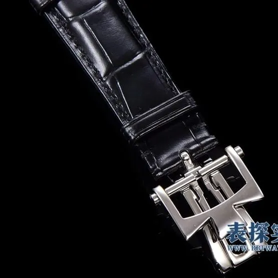 How much does a large manufacturer's high-quality Vacheron Constantin heritage series black dial perpetual calendar men's mechanical watch cost?