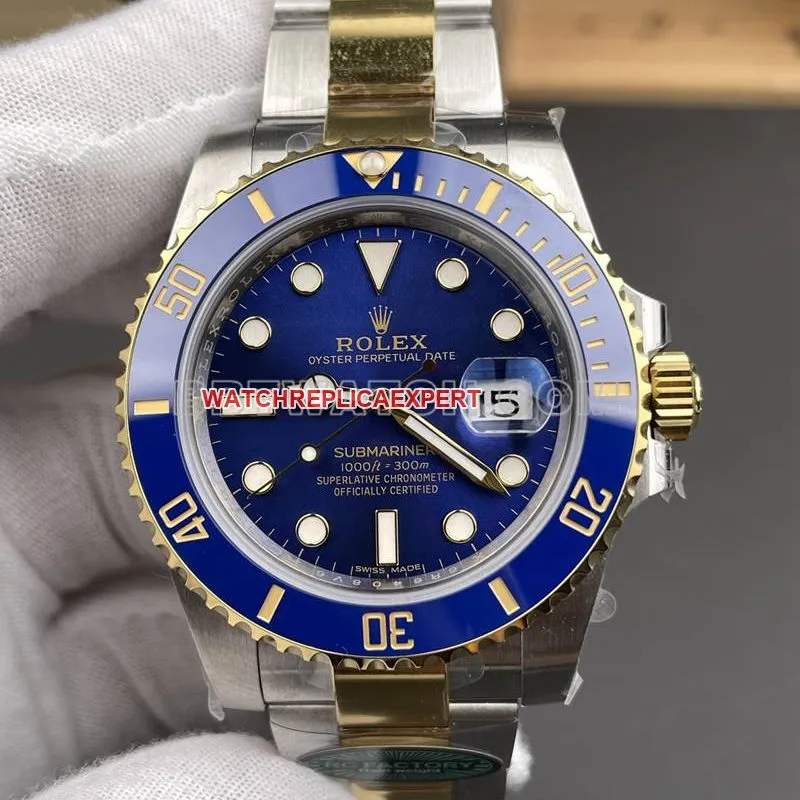 Rolex1:1replica watch RC factory Submariner40mm gold blue Submariner3135movementside live photo