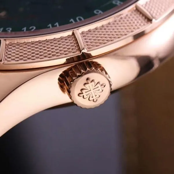 replicaPatek Philippe watch complex function starry sky series 5106R/5102/6104rose goldgreen dial front view