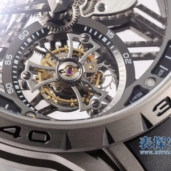 Roger Dubuis top-tier watch, bbr king watch, detail shots