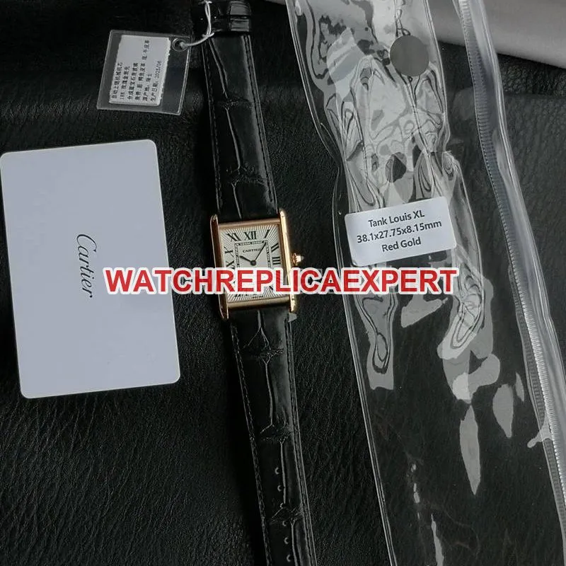 Cartiertop-tier watch F1 factory tank white dialrose gold case 2899MCmovementleather strap model front live photo
