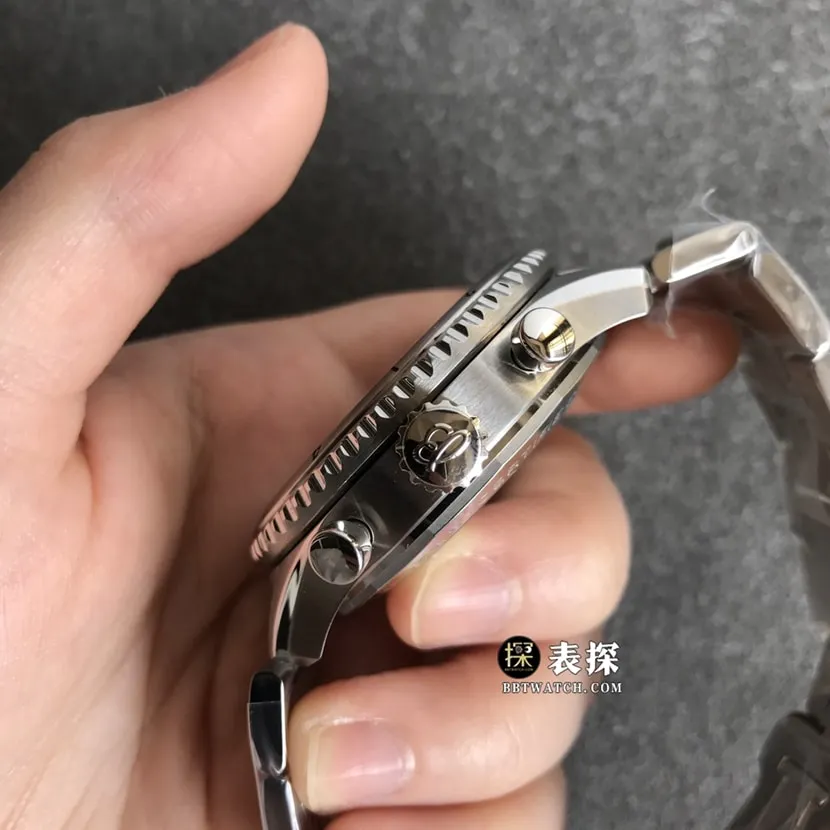 BL factory Breitling Legend Aviation top-tier watch men's silver panda plate steel bracelet model pictures and prices front live photo