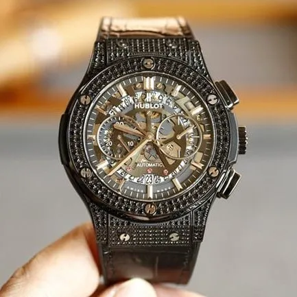 top-tier watch Hublot BIG BANG series Hublot boutique full diamond black shell black belt watch clasp picture