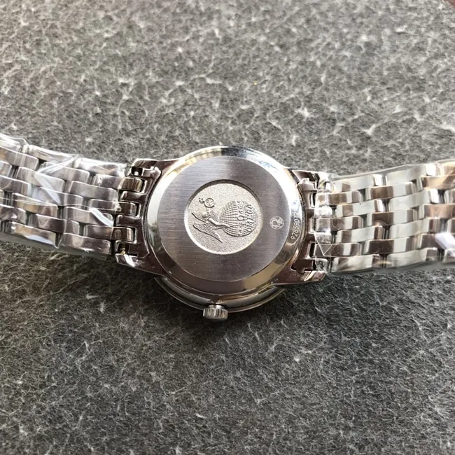 DK factory top-tier replicaOmegahigh-quality watch women's white dialsteel bracelet natural real diamond new butterfly flying series quartz watch front view