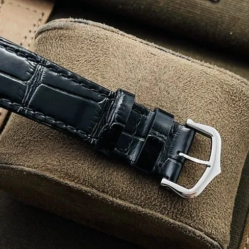DR factory Cartiertop-tier watch tank series ladies white dial black belt fully automatic movementleather strap watch side view