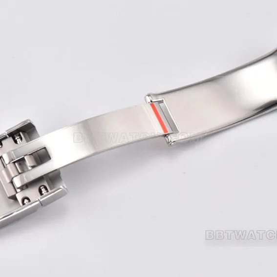 C factory Rolex log 1:1super clonesilver dial41mm three row link m126334-0003side live photo
