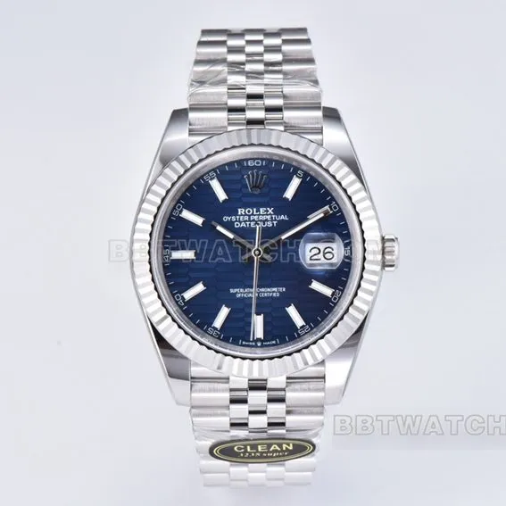 C factory Rolex log 1:1super water ripple blue dial five grid chain m126334-0032front live photo