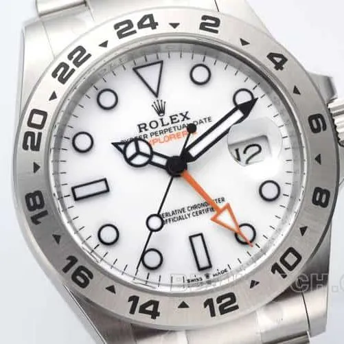 CleanRolex Explorer top-tier replicawhite dialsteel bracelet model 226570front live photo
