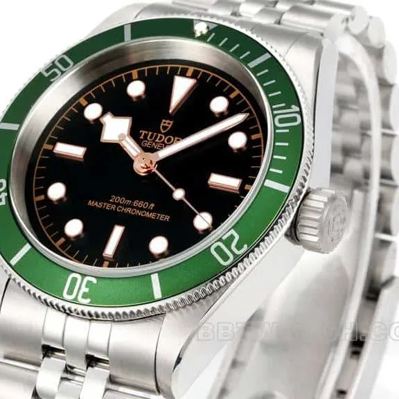 3TTudor Biwan 1:1top-tier replicablack dialsteel bracelet model 79230Gfront live photo