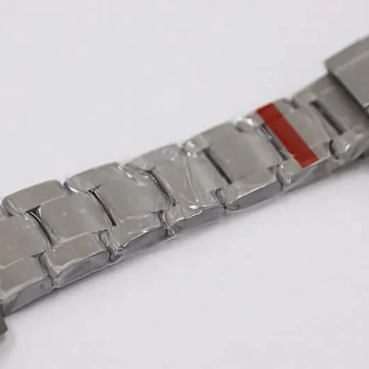 Rolexreplica watch SUBSubmariner back diamond customized version watch front view