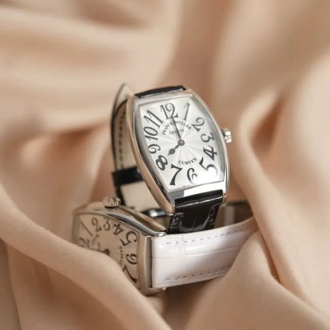 Franck Muller top-tier replicaquartz women's white dial black belt barrel-shaped leather strap watch back picture