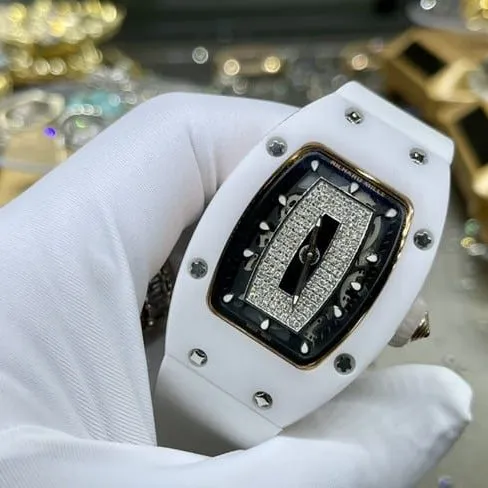 Richard Milletop-tier watch women's black dialrubber strap South African real diamond mechanical watch side view